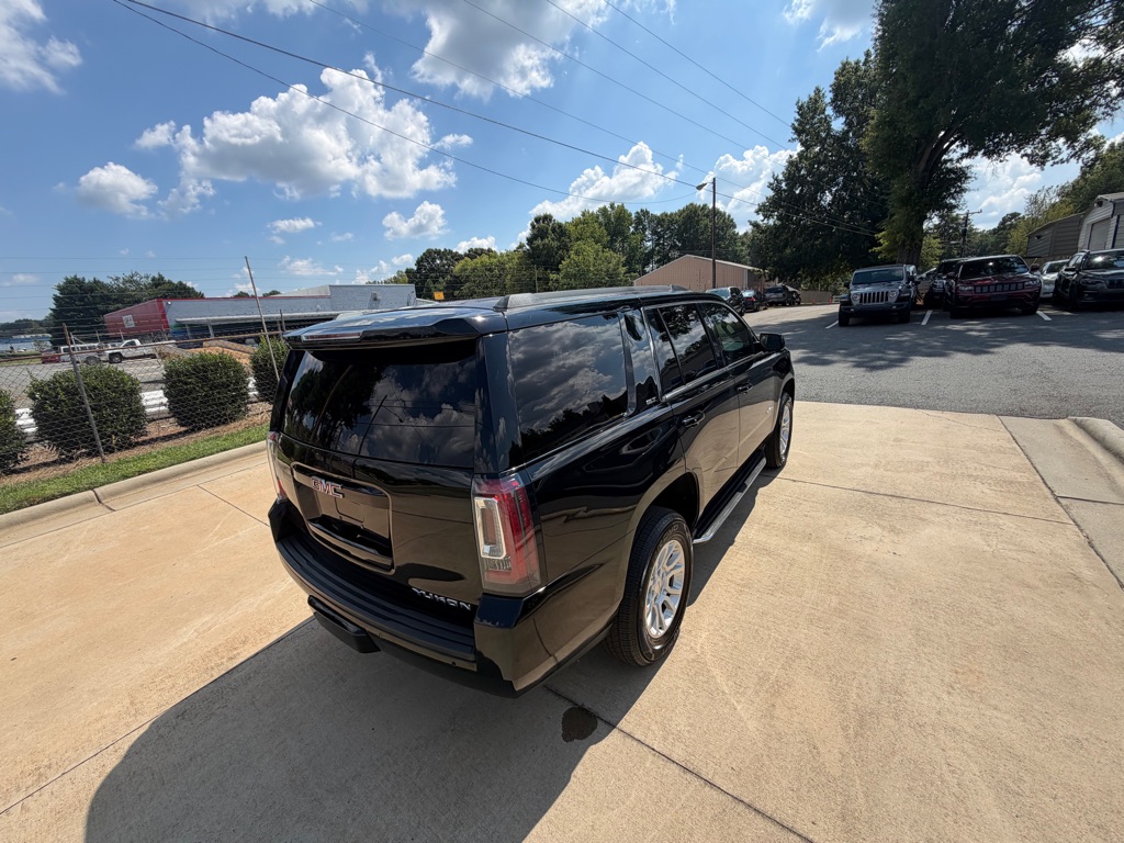 Photo 30 of this GMC YUKON