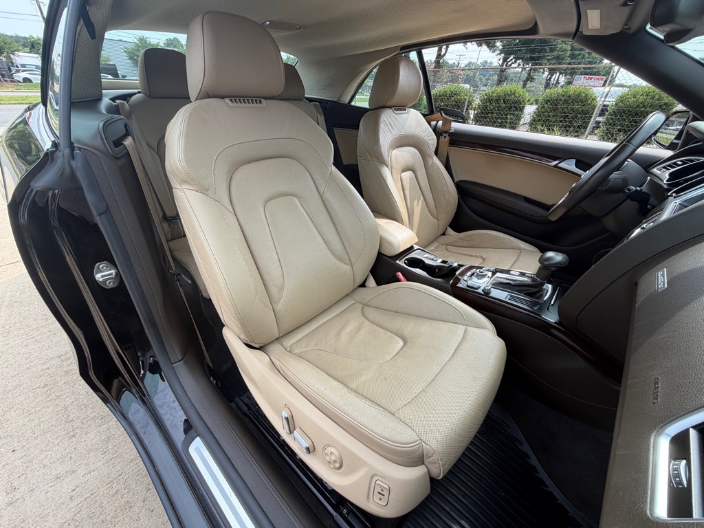 Photo 20 of this AUDI A5