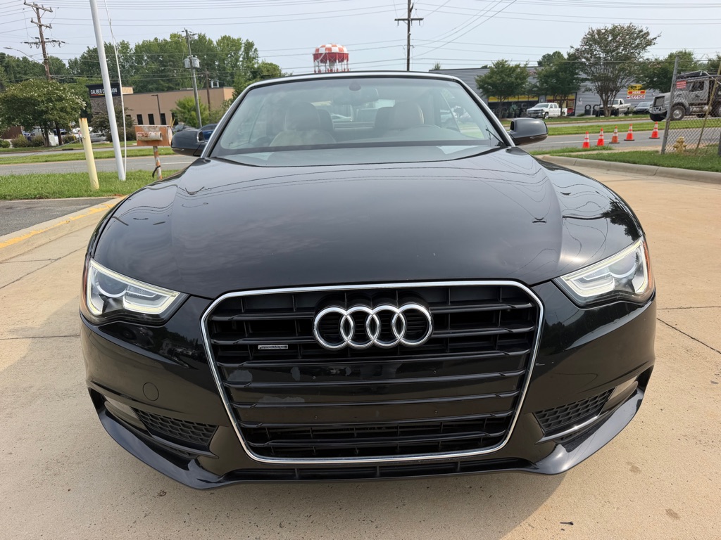 Photo 2 of this AUDI A5