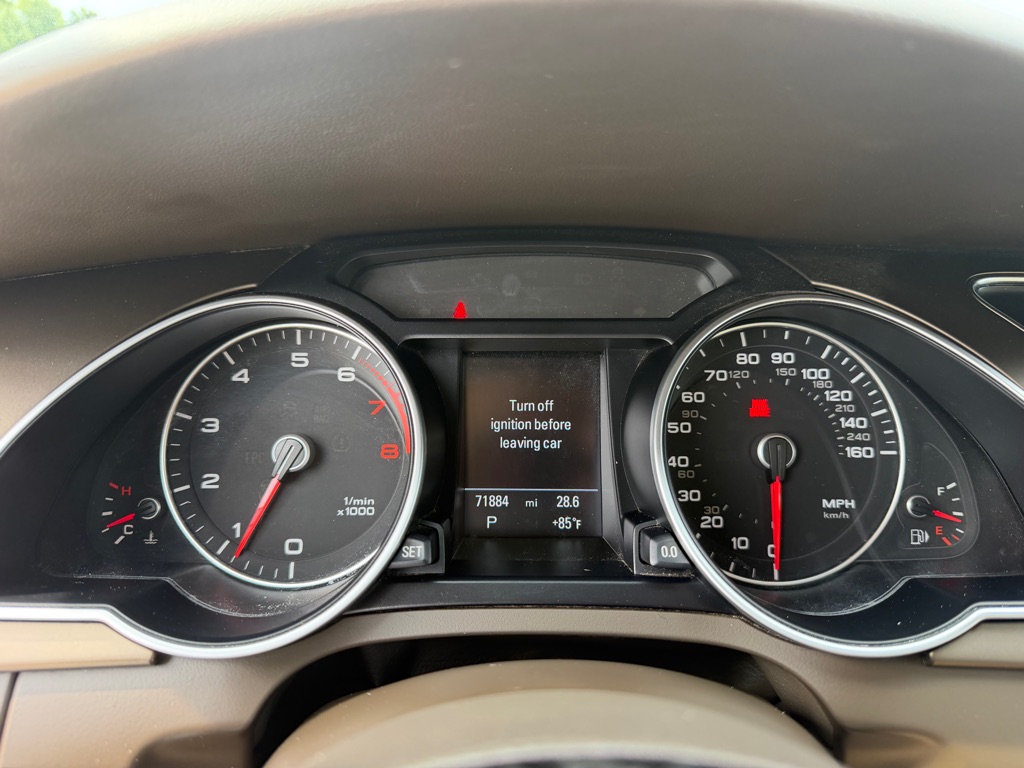 Photo 12 of this AUDI A5