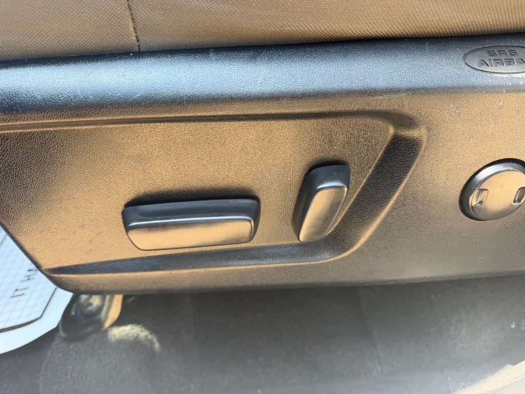 Photo 14 of this TOYOTA TUNDRA