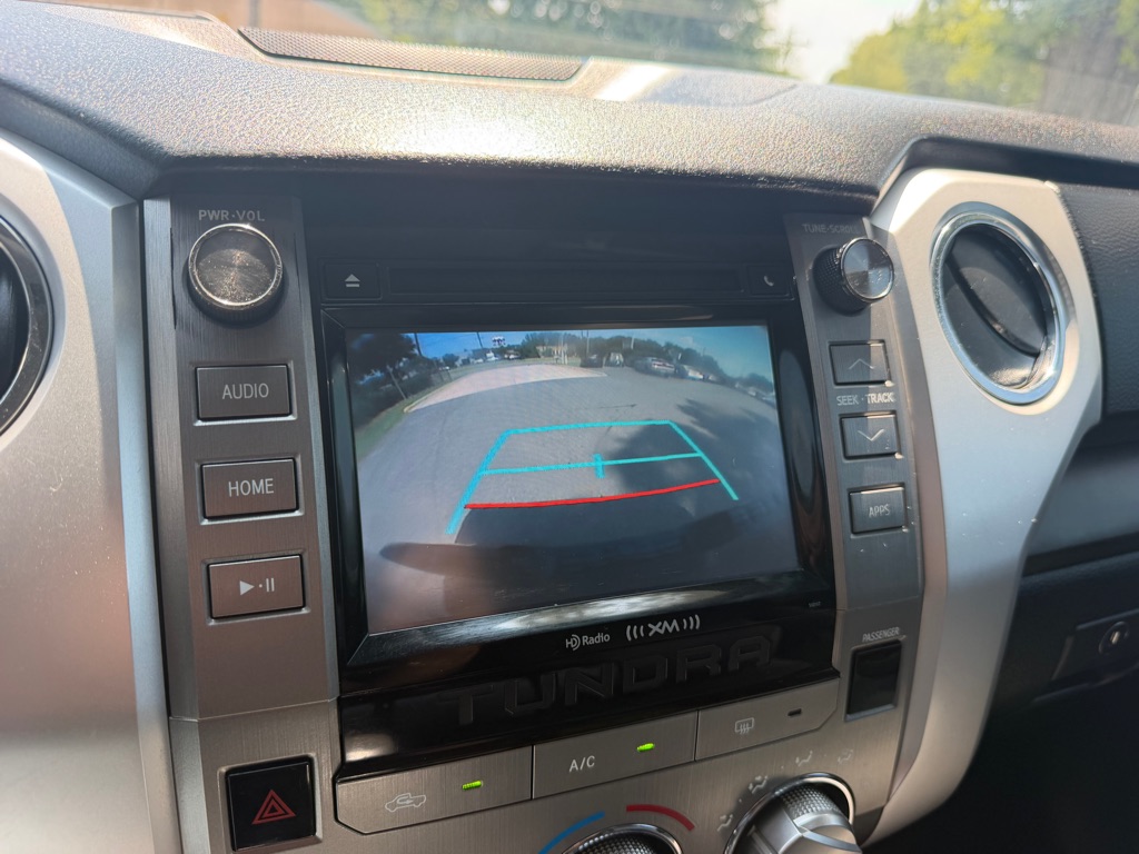 Photo 28 of this TOYOTA TUNDRA