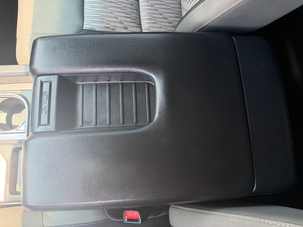Photo 20 of this TOYOTA TUNDRA