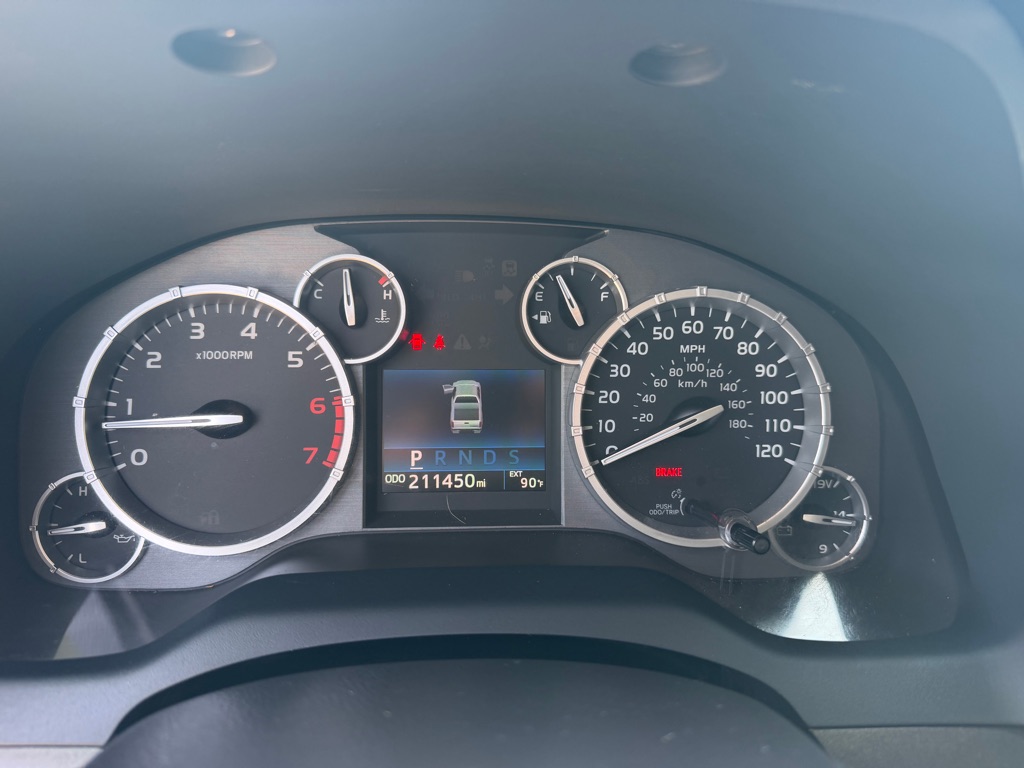 Photo 15 of this TOYOTA TUNDRA
