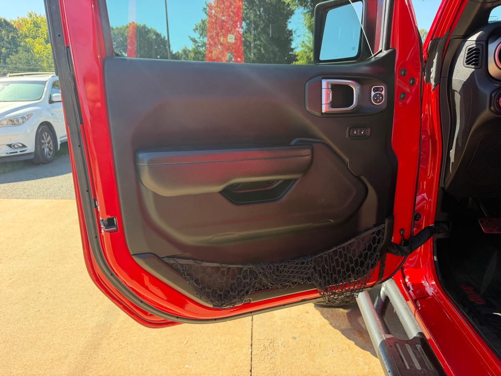 Photo 13 of this JEEP WRANGLER UNLIMI