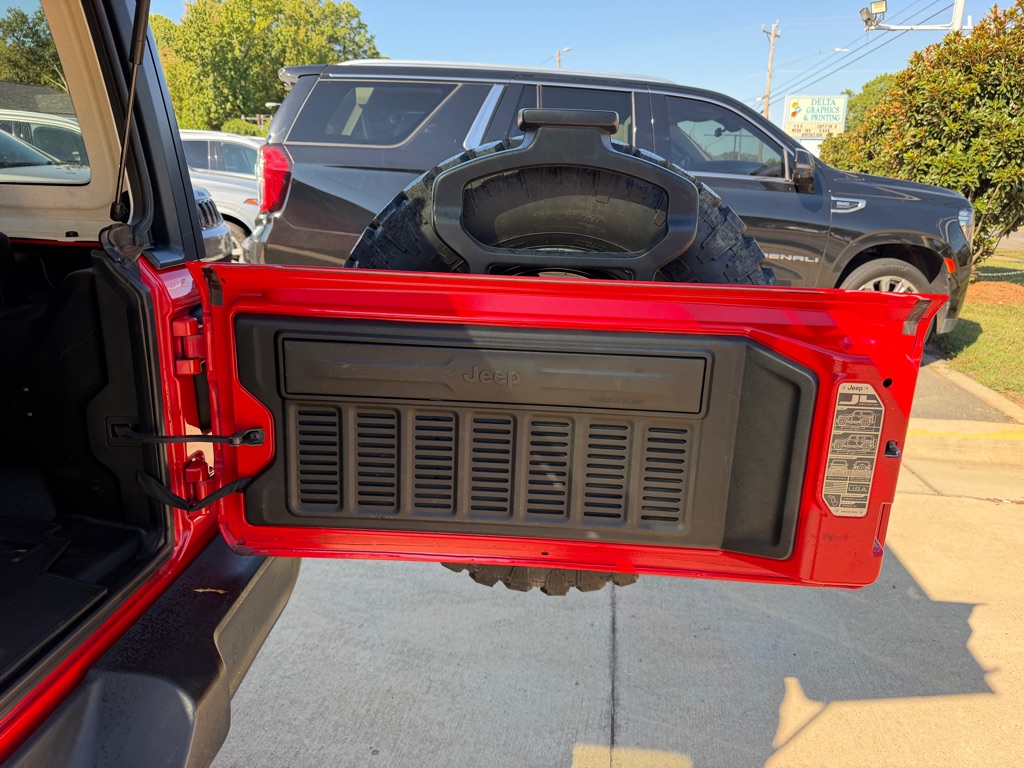 Photo 7 of this JEEP WRANGLER UNLIMI