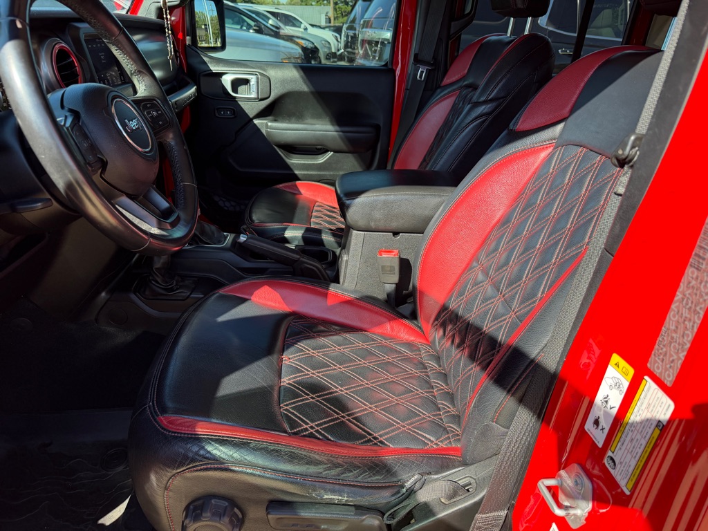 Photo 14 of this JEEP WRANGLER UNLIMI
