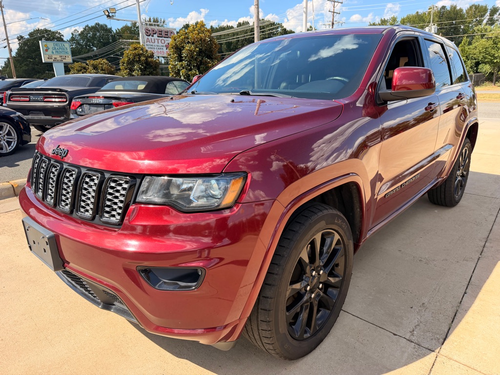 Photo 3 of this JEEP GRAND CHEROKEE