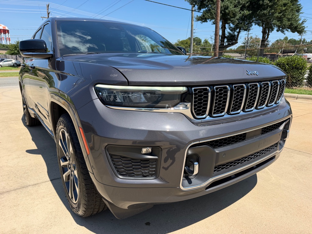 2023 JEEP GRAND CHEROKEE