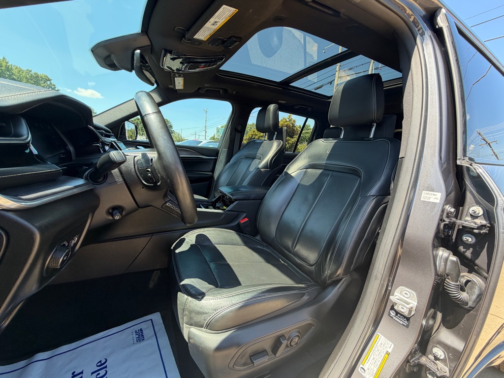 Photo 22 of this JEEP GRAND CHEROKEE