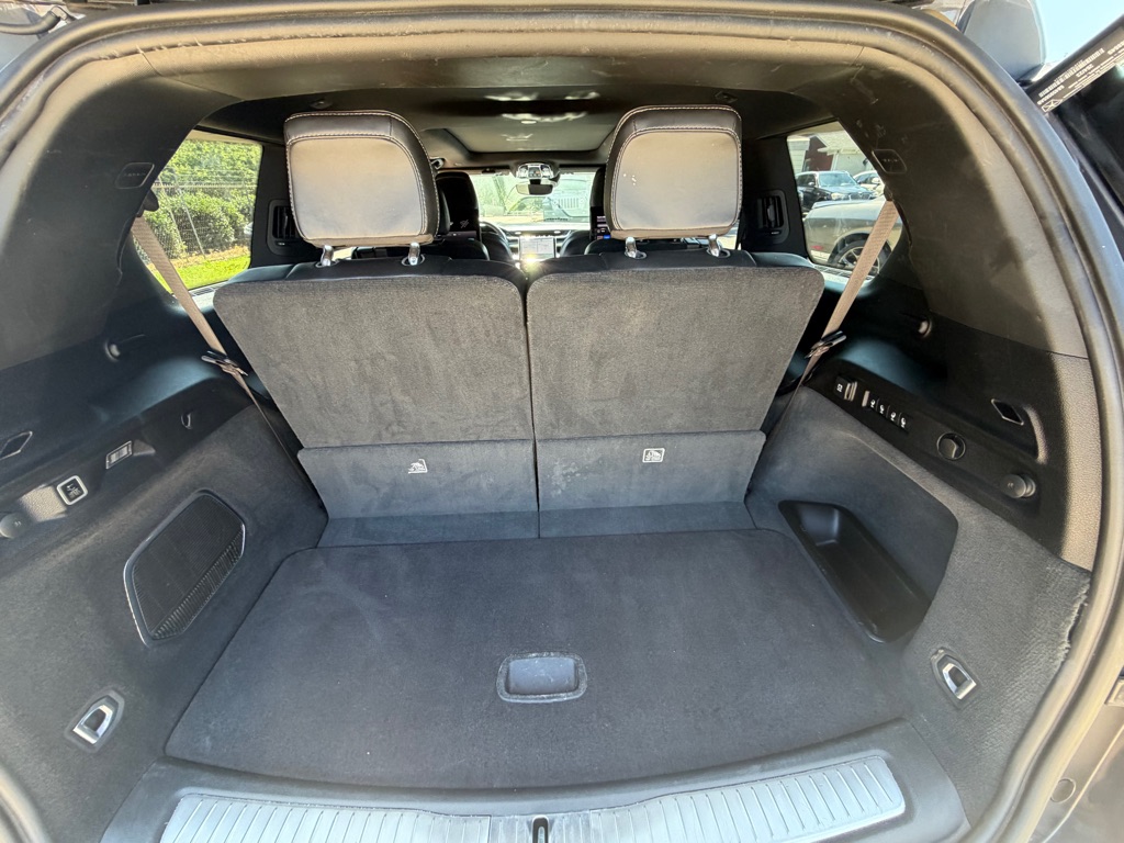 Photo 9 of this JEEP GRAND CHEROKEE