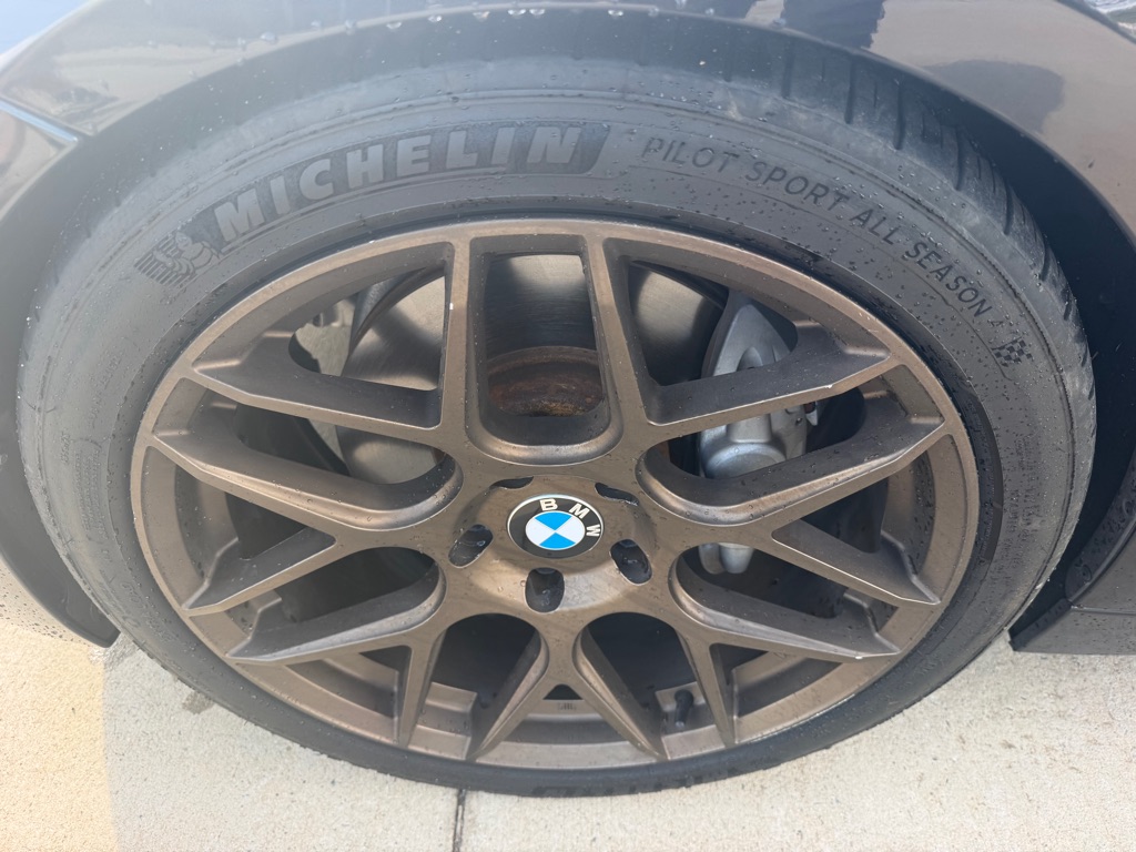 Photo 4 of this BMW 335