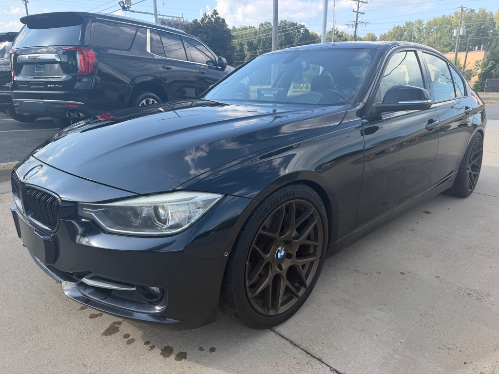Photo 3 of this BMW 335