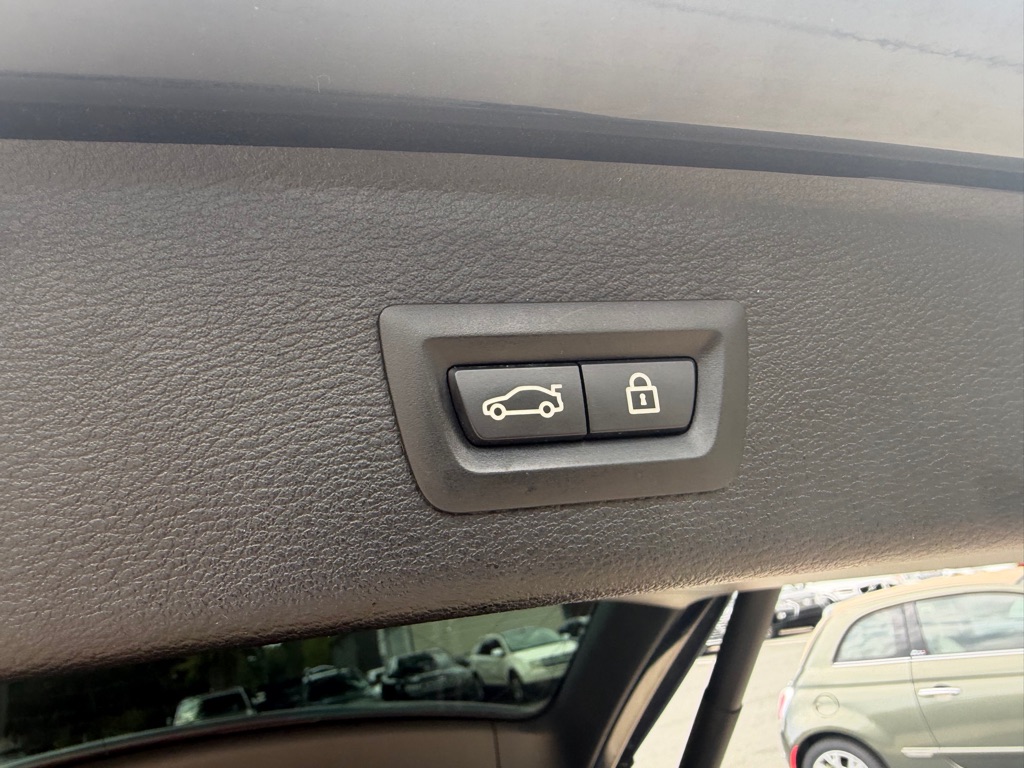 Photo 10 of this BMW X3
