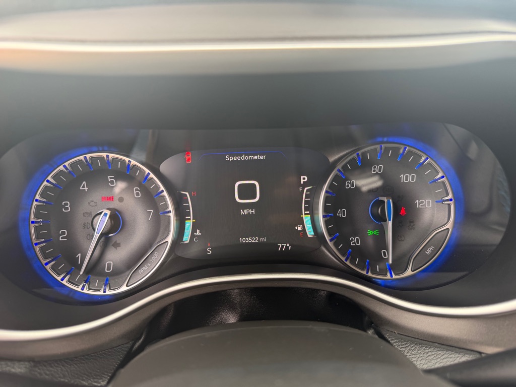 Photo 21 of this CHRYSLER PACIFICA