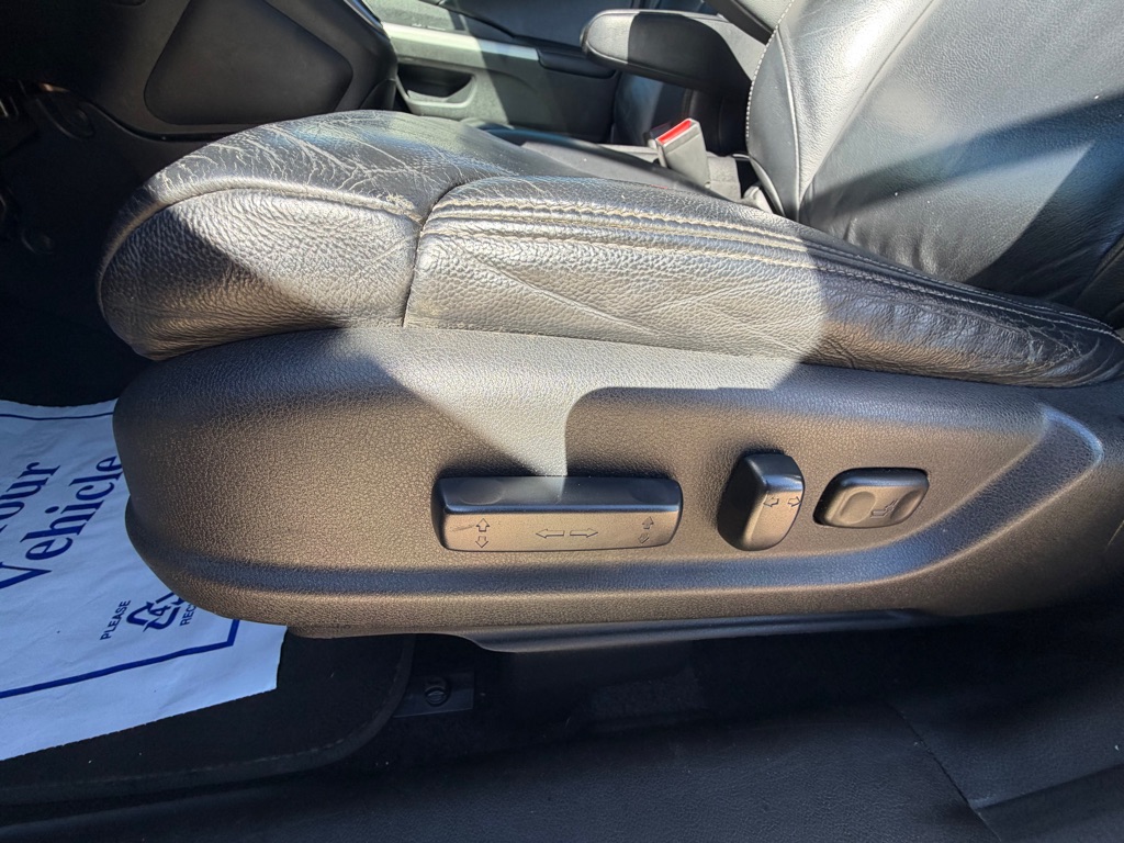 Photo 14 of this HONDA CR-V