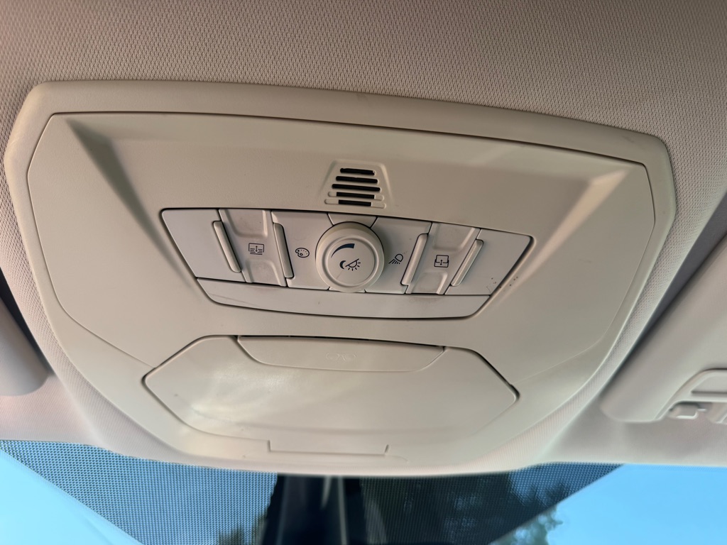 Photo 29 of this FORD ESCAPE