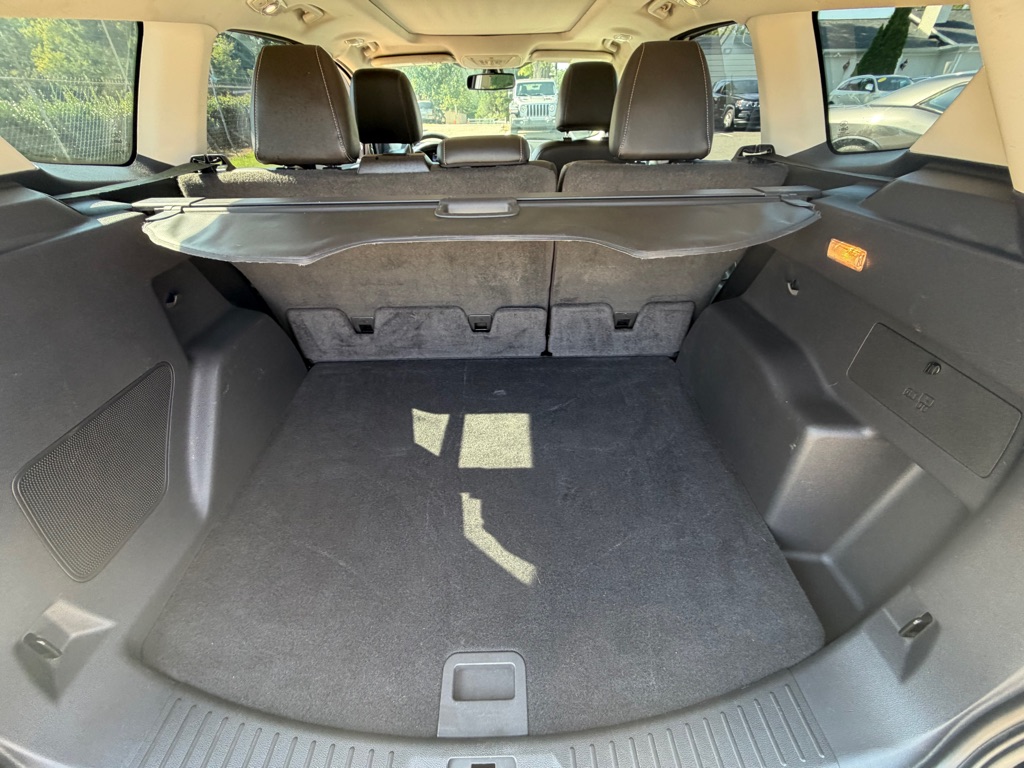 Photo 9 of this FORD ESCAPE