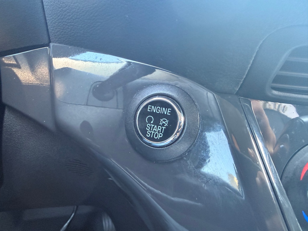 Photo 39 of this FORD ESCAPE