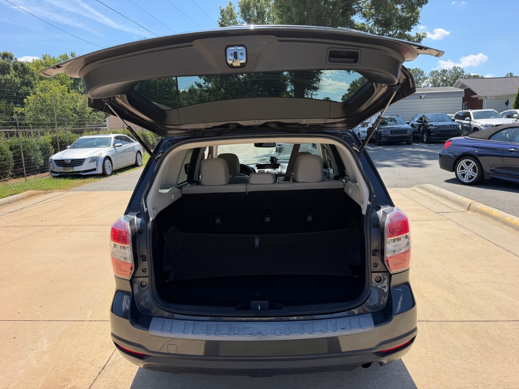 Photo 7 of this SUBARU FORESTER