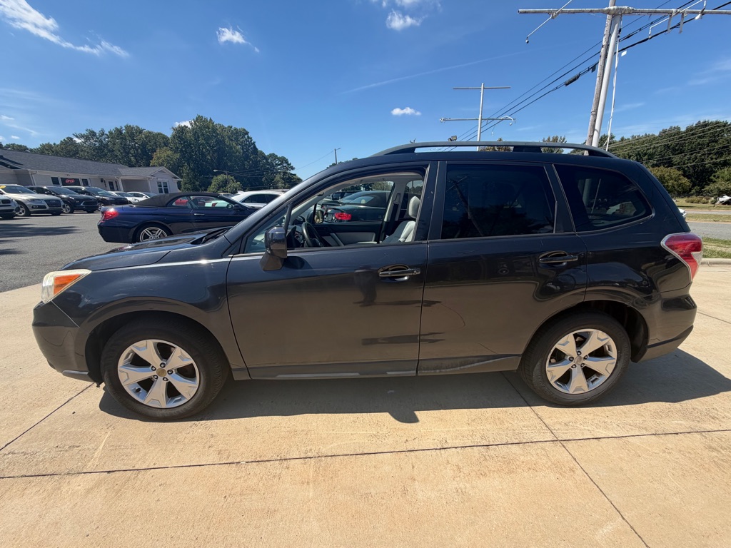 Photo 21 of this SUBARU FORESTER