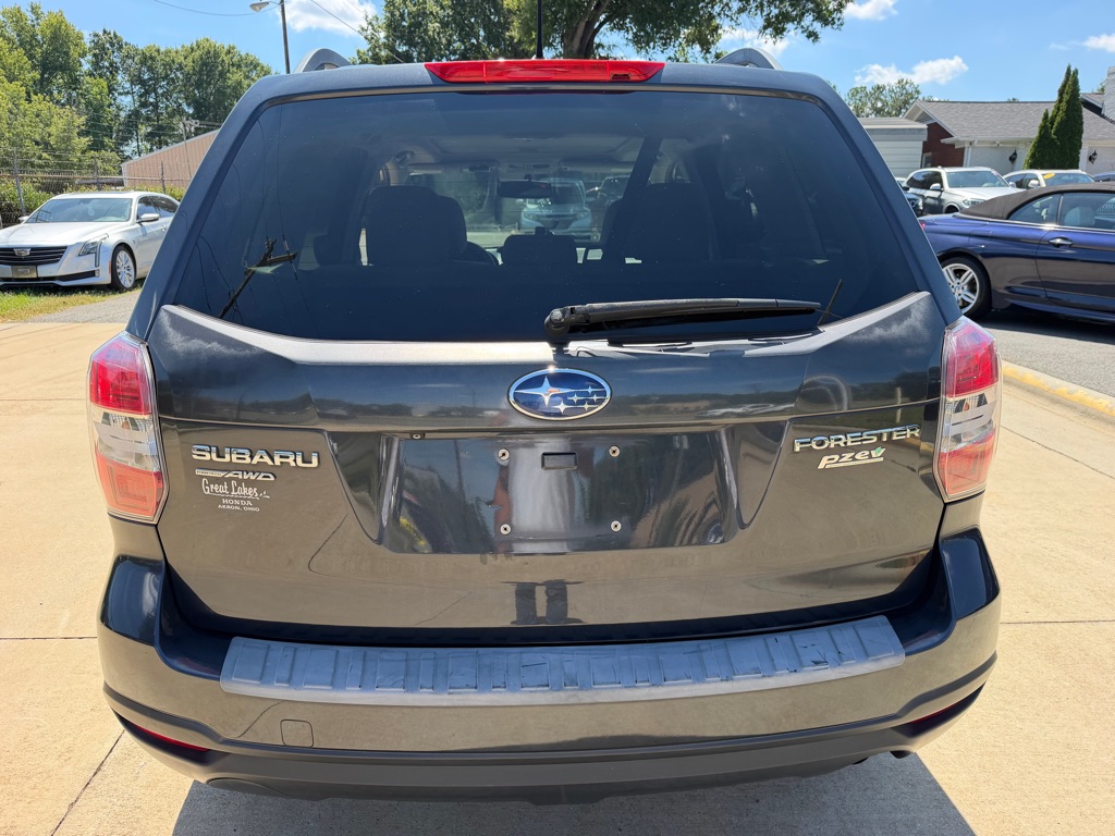 Photo 5 of this SUBARU FORESTER