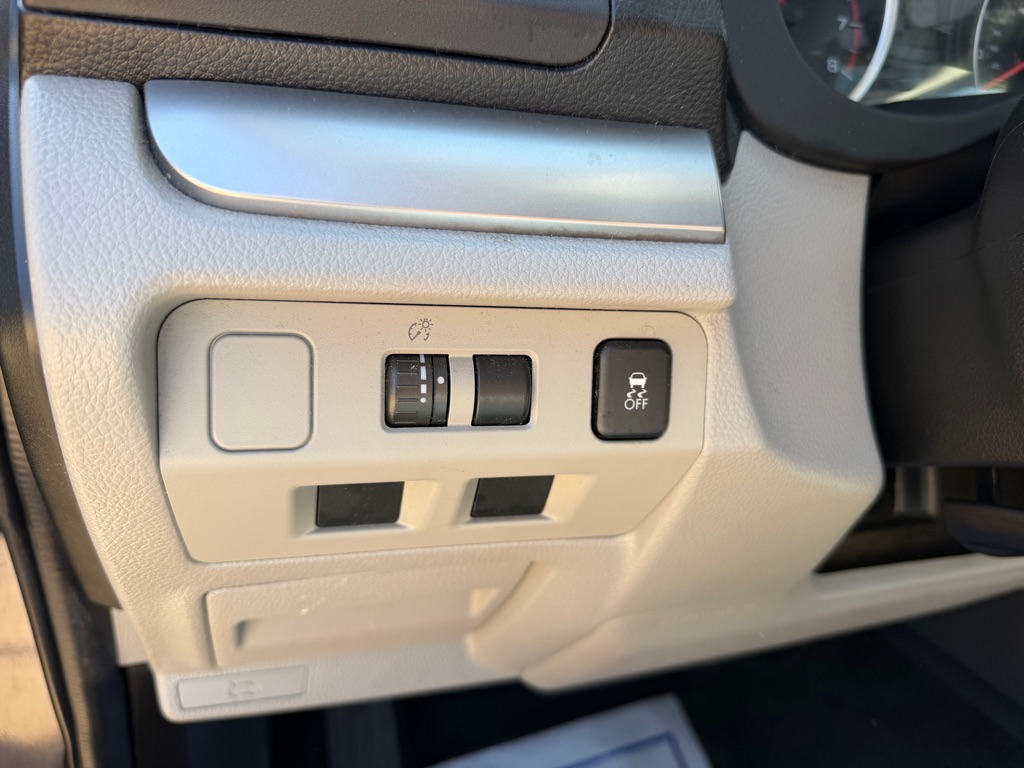 Photo 14 of this SUBARU FORESTER