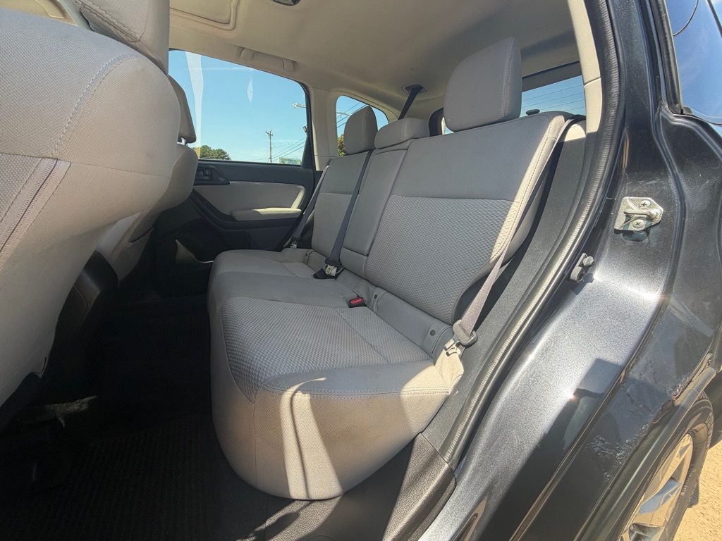 Photo 9 of this SUBARU FORESTER