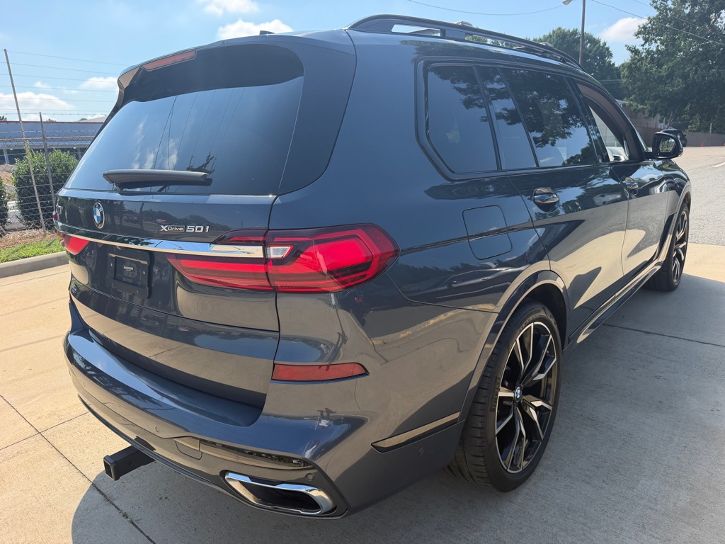Photo 6 of this BMW X7