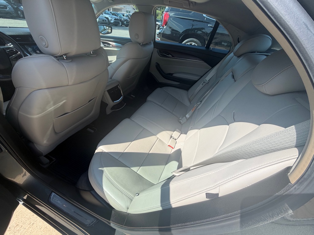 Photo 9 of this CADILLAC CTS