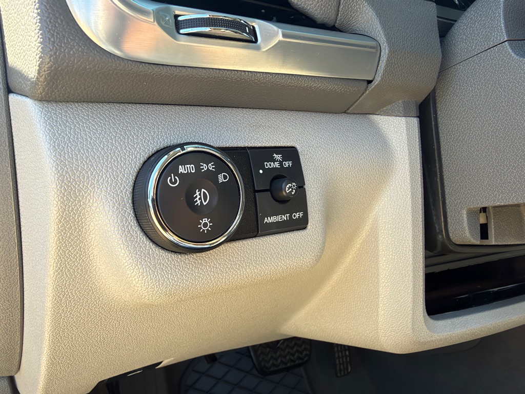 Photo 17 of this GMC ACADIA LIMITED