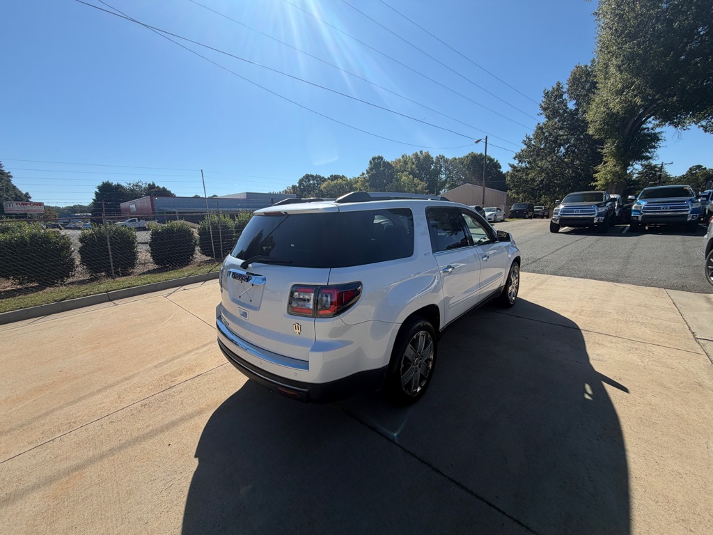 Photo 30 of this GMC ACADIA LIMITED