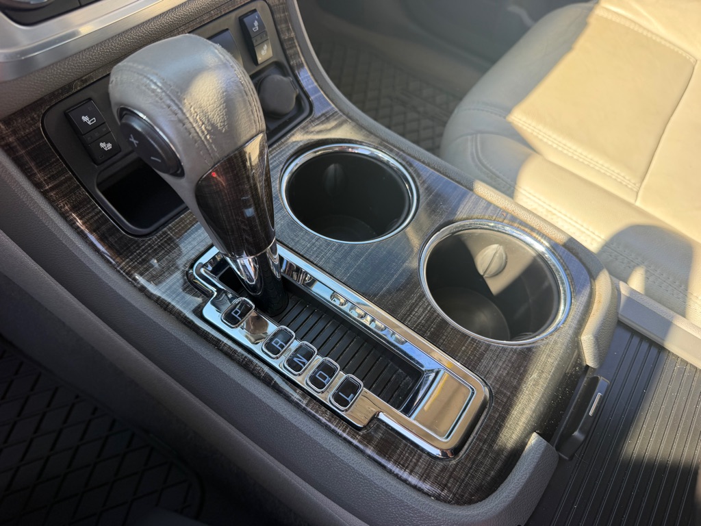 Photo 22 of this GMC ACADIA LIMITED