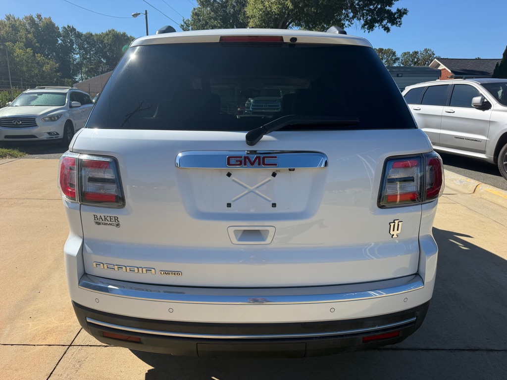 Photo 5 of this GMC ACADIA LIMITED