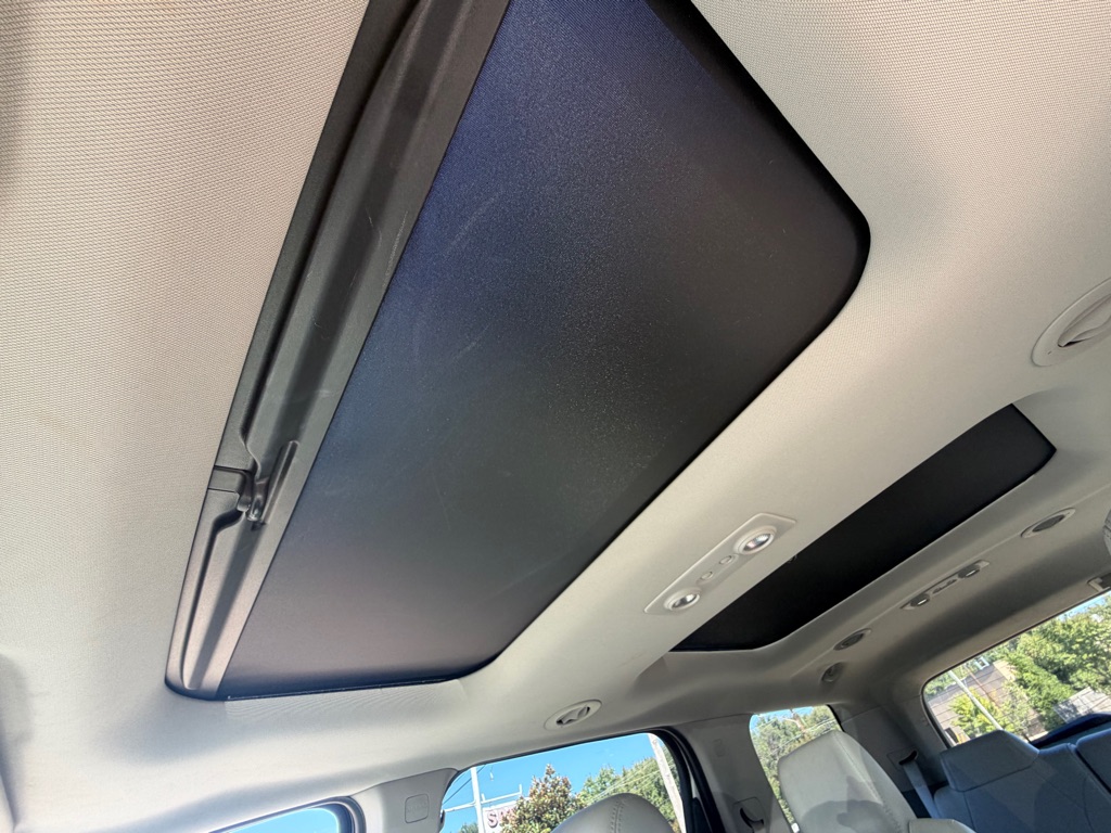 Photo 24 of this GMC ACADIA LIMITED