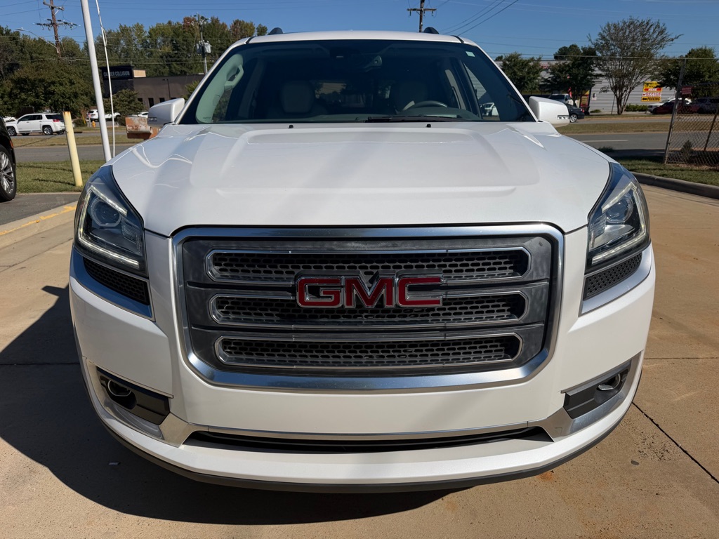 Photo 2 of this GMC ACADIA LIMITED