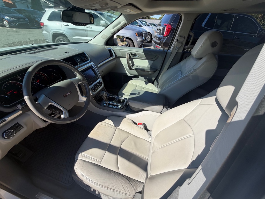 Photo 13 of this GMC ACADIA LIMITED