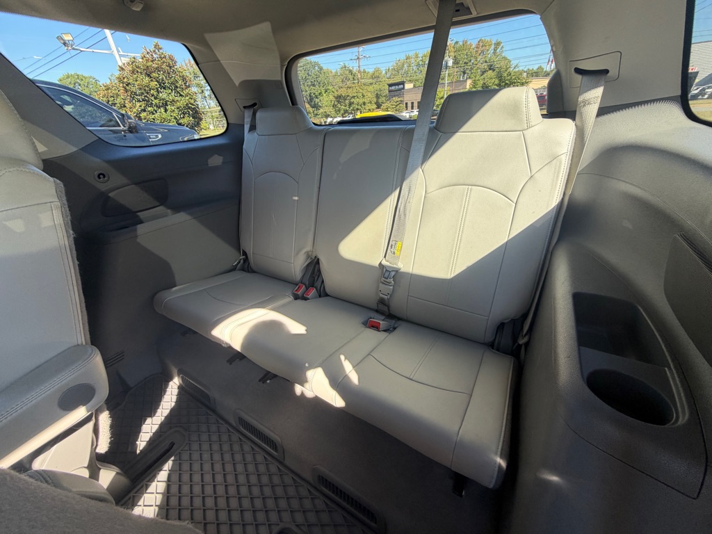 Photo 11 of this GMC ACADIA LIMITED