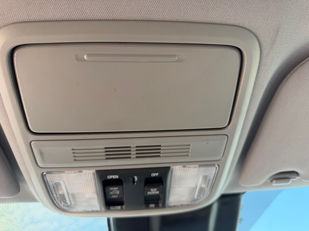 Photo 21 of this HONDA ODYSSEY