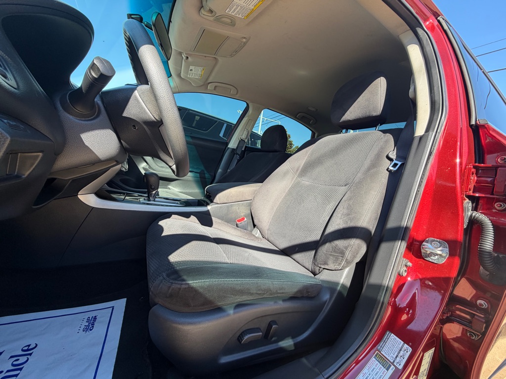 Photo 13 of this NISSAN ALTIMA