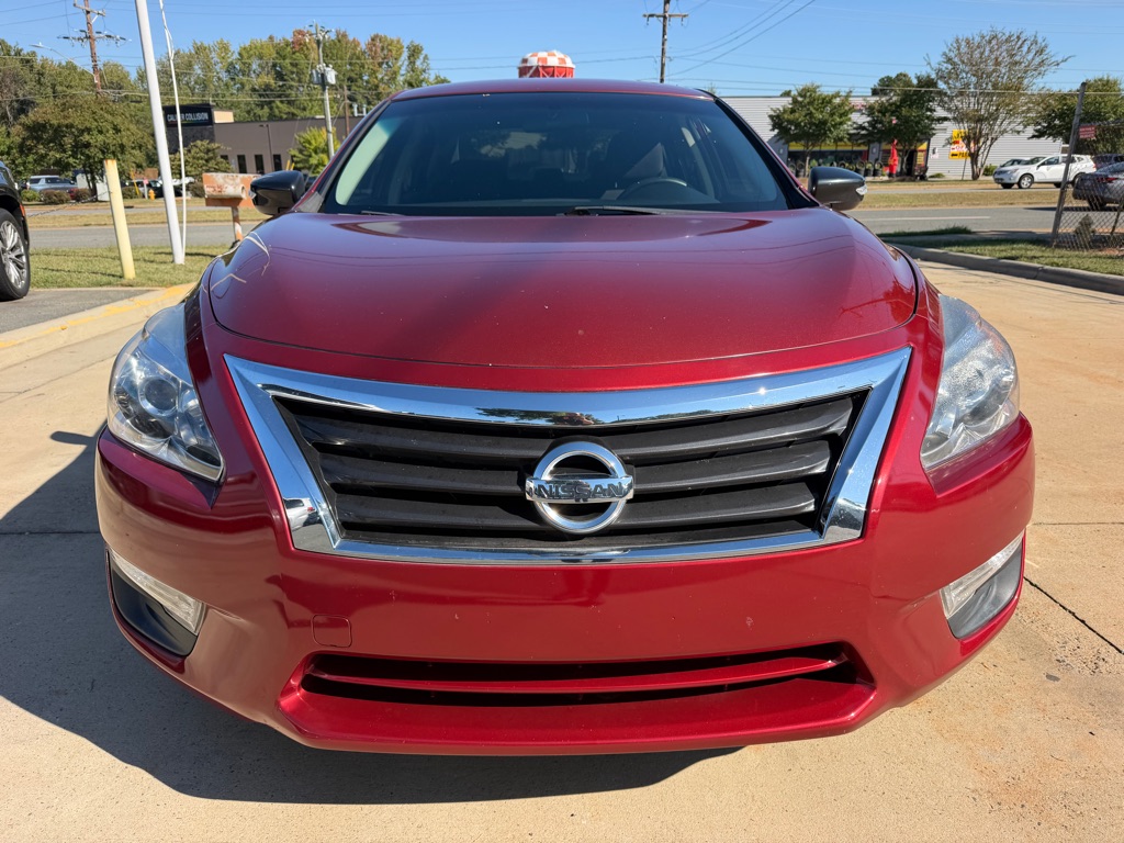 Photo 2 of this NISSAN ALTIMA
