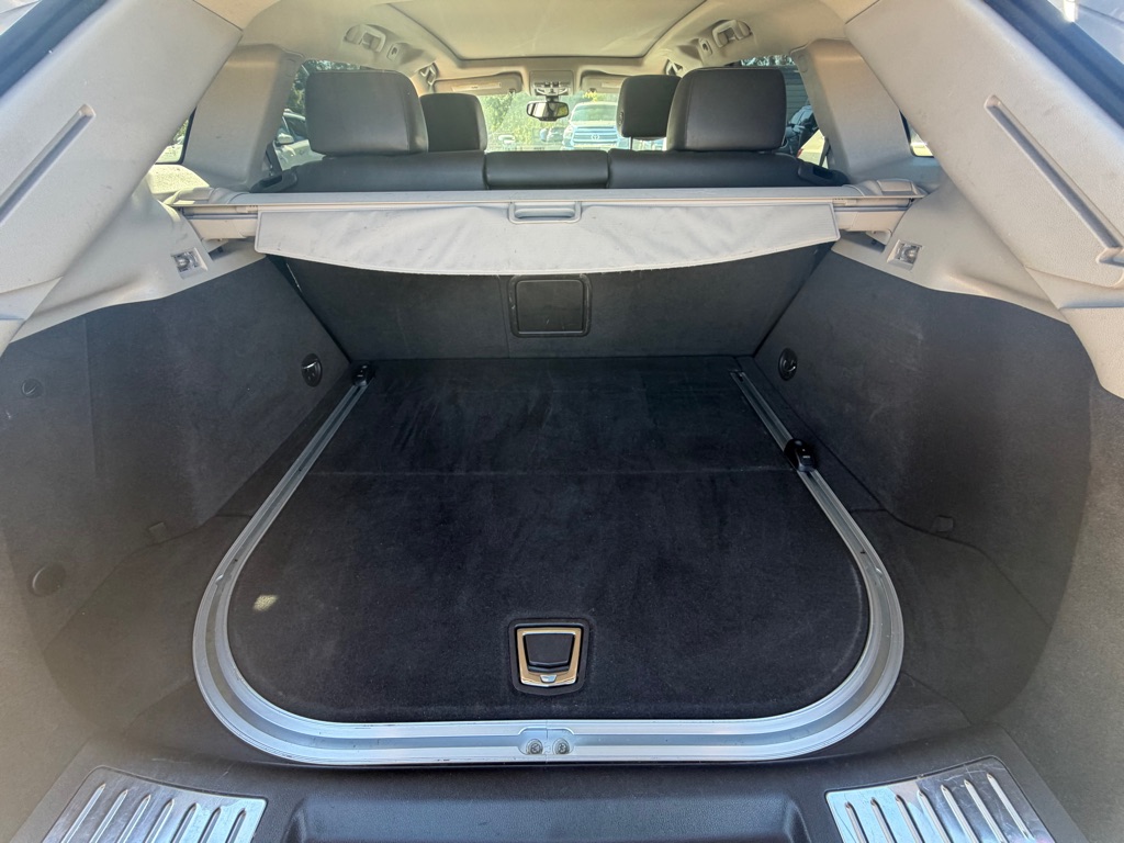 Photo 8 of this CADILLAC SRX