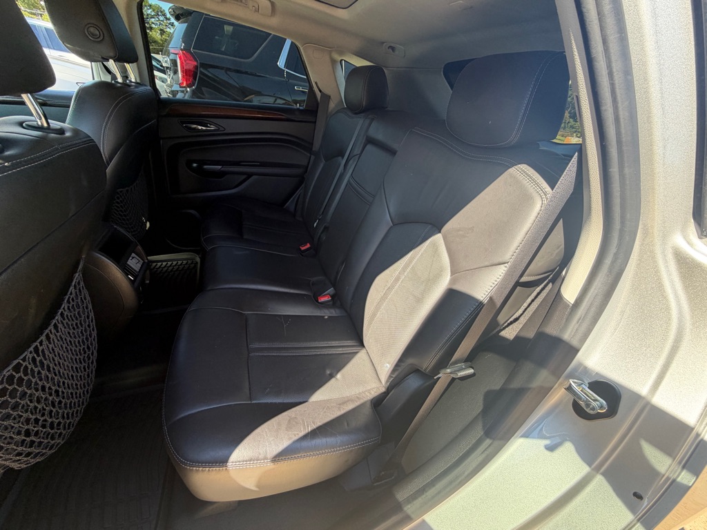 Photo 10 of this CADILLAC SRX