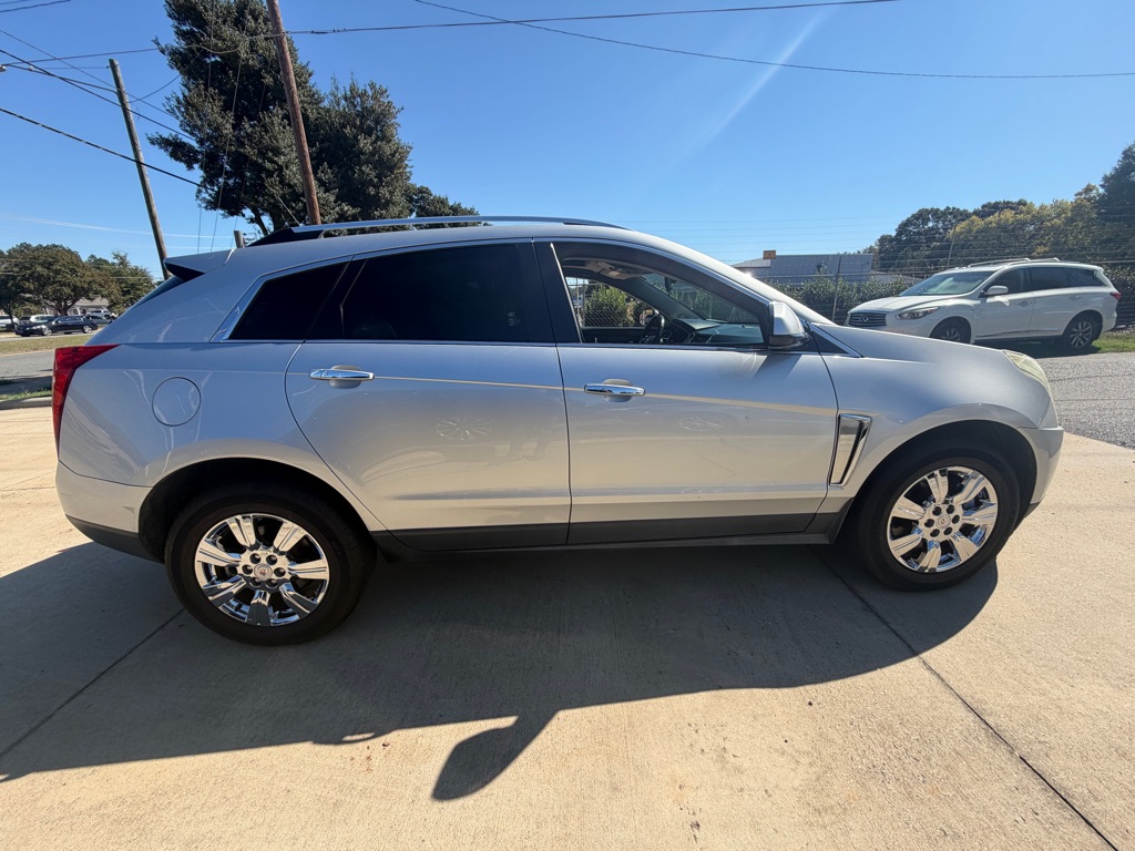 Photo 23 of this CADILLAC SRX