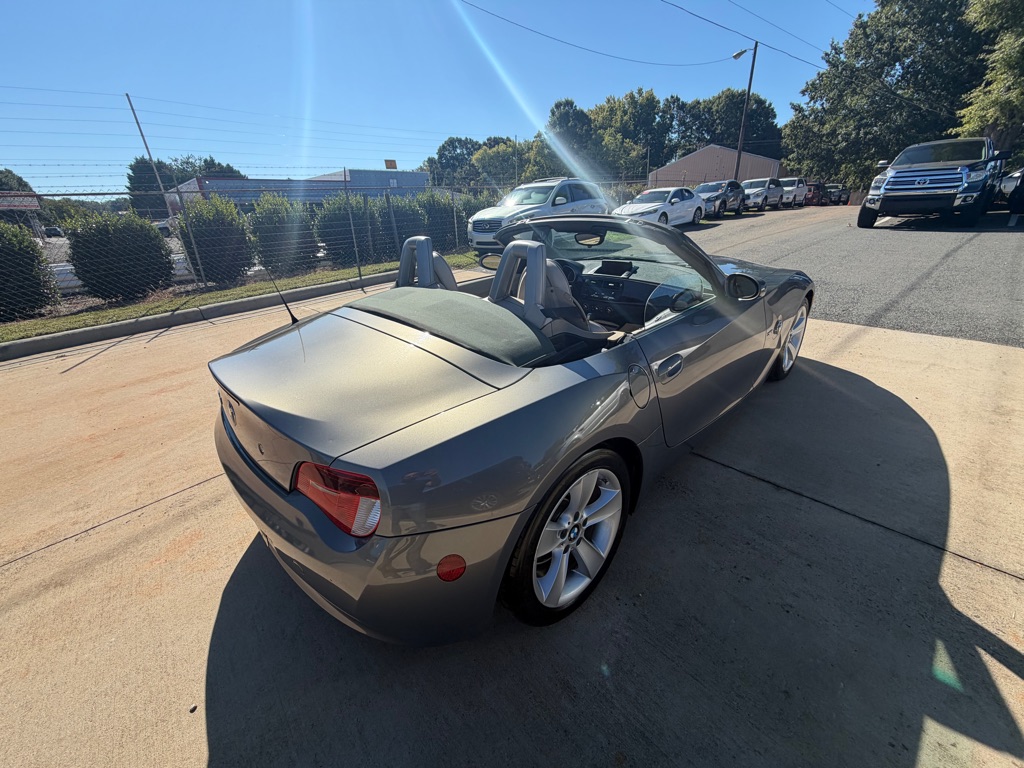 Photo 15 of this BMW Z4