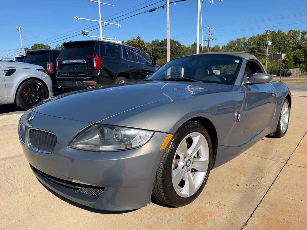 Photo 3 of this BMW Z4