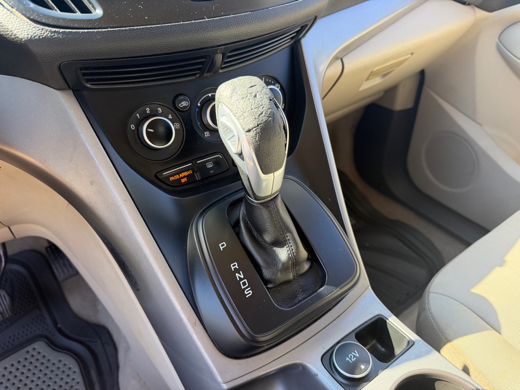 Photo 17 of this FORD ESCAPE