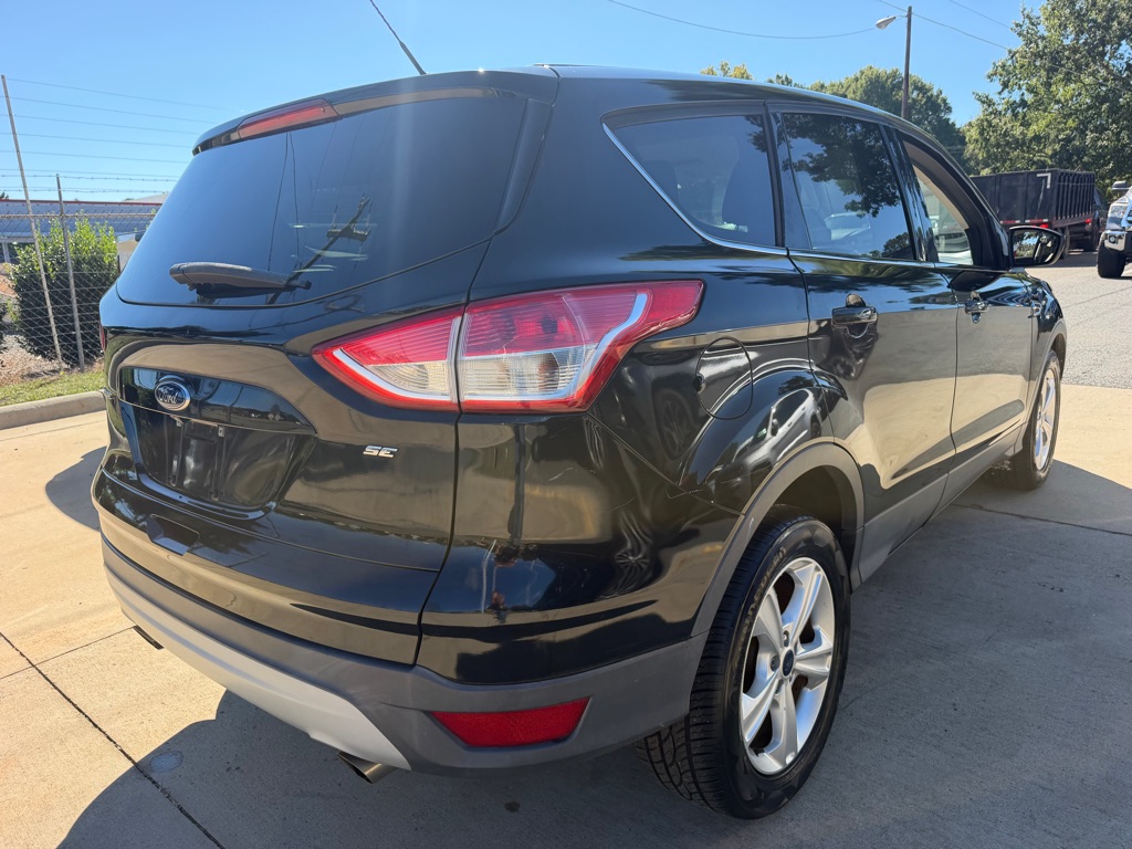 Photo 7 of this FORD ESCAPE