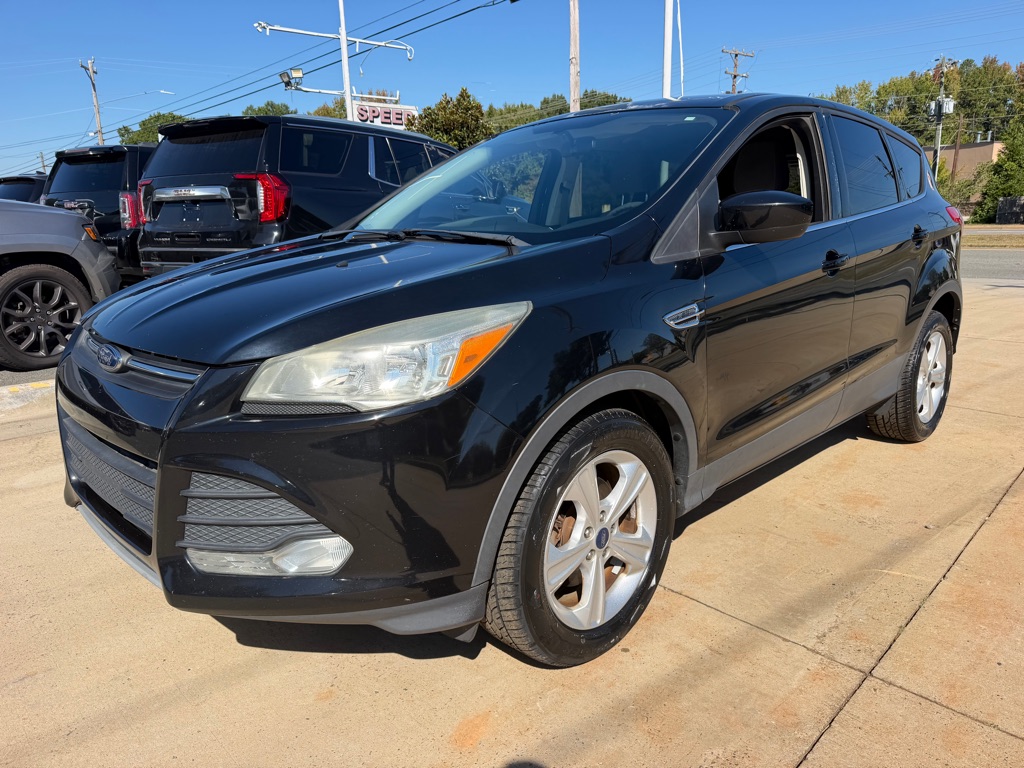 Photo 3 of this FORD ESCAPE