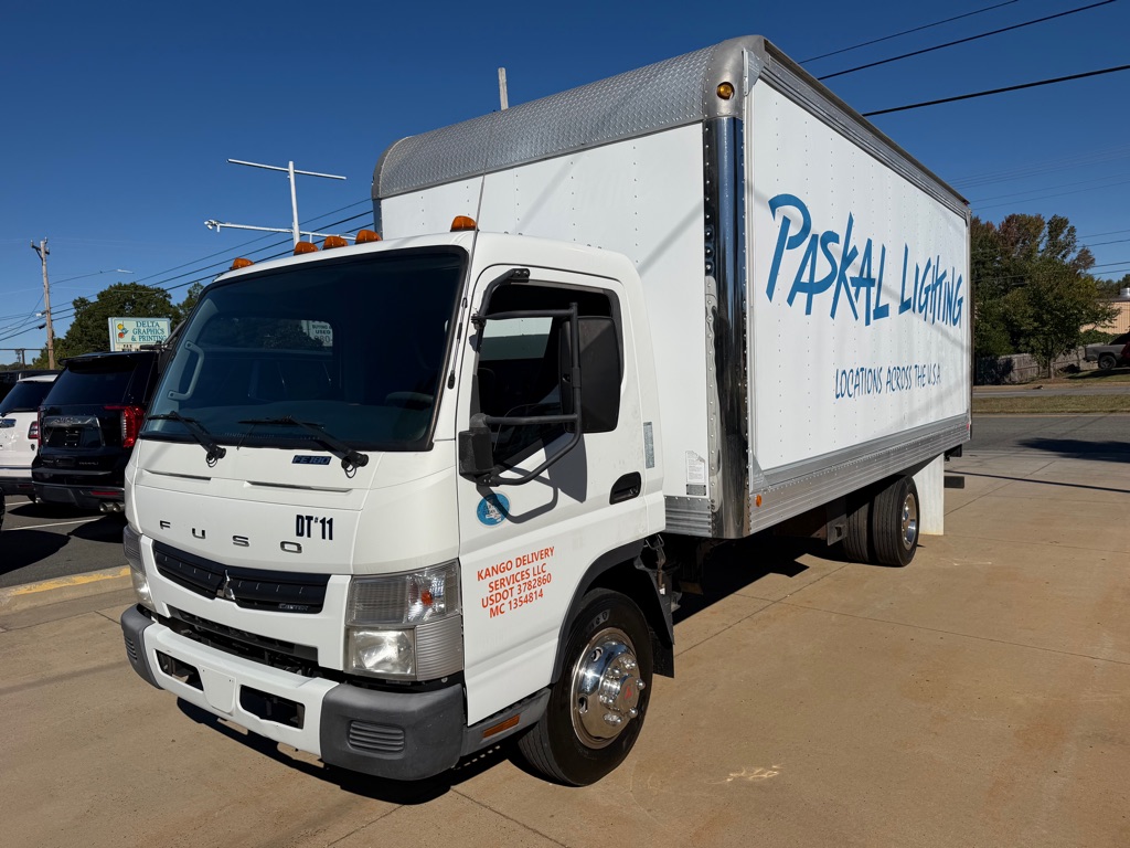 Photo 3 of this MITSUBISHI FUSO TRUC FE